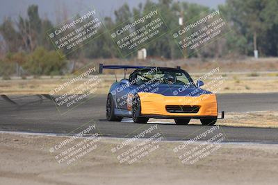 media/Sep-20-2025-Extreme Speed (Sat) [[1fcc23683c]]/Blue (Low Intermediate)/Session 1 (Sunset)/